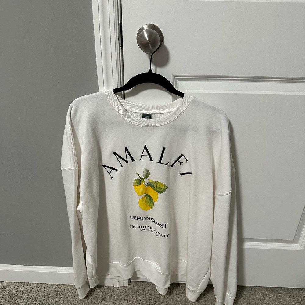 Wild Fable Amalfi Lemon Graphic Sweatshirt